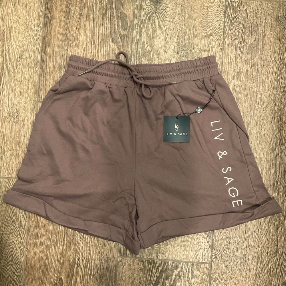 LIV & SAGE‎  Trendsetter Chic Shorts